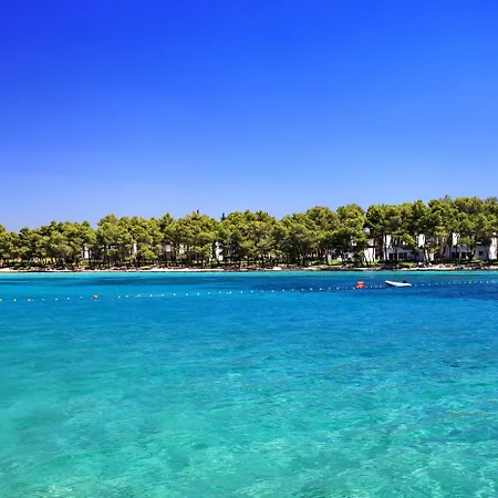 Crvena Luka Resort-3
