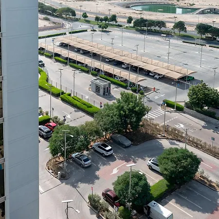 Emirates Sports Hotel, Dubai Sports City-3