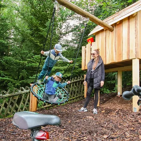 Haus am Berg - Pension direkt am Skihang-2