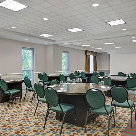 Hilton Garden Inn Jacksonville Jtb/Deerwood Park-3