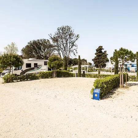 Falkensteiner Premium Mobile Homes And Camping Zadar-2