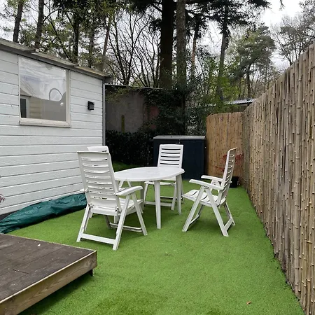 Boshuisje met sauna in Hoenderloo-2