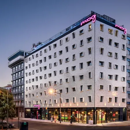 Moxy Lisbon City-2