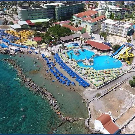Eri Beach & Village Hotel-3