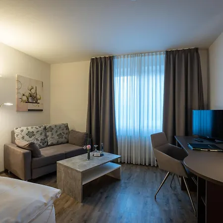 Hotel Pfalzer Hof-3