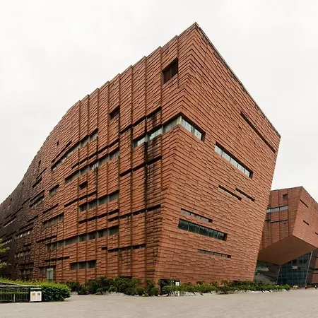 Guangzhou Baiyun International Convention Center Ln Dongfang Hotel-3