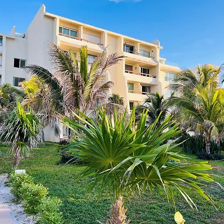 Solymar Beach Condos-3