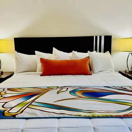 Surfsider Resort - A Timeshare Resort-2