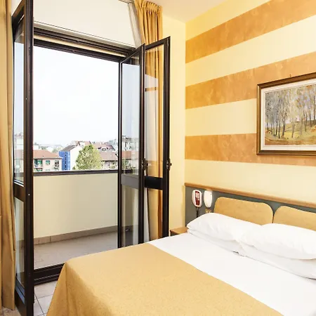Astor Hotel-2