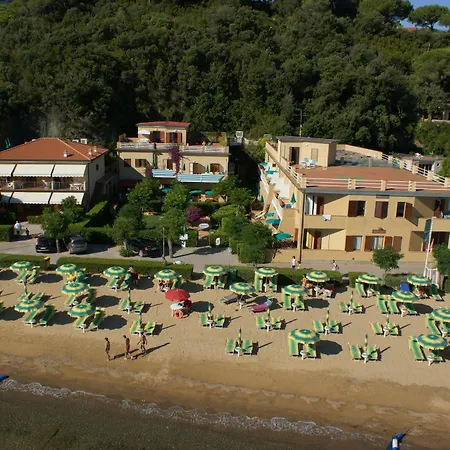 Hotel Le Acacie-2