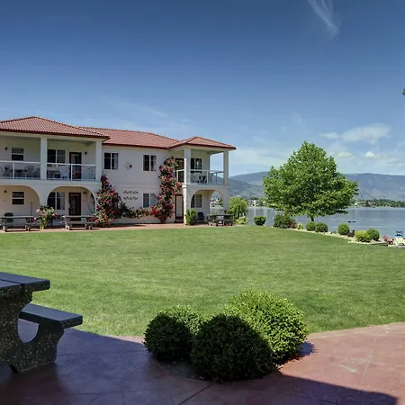 Sandy Beach Suites-2