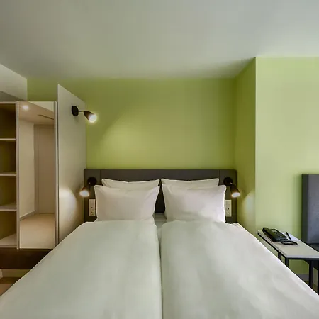 H+ Hotel Wien-3