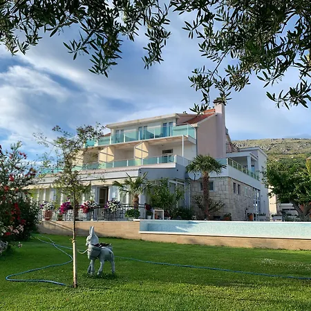 Villa Pitomcia (Adults Only)-3