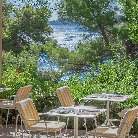 Hotel Le Provencal - Renove En 2025 - Bord De Mer-2