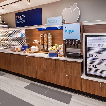 Holiday Inn Express & Suites Macon - I-475 By Ihg-3
