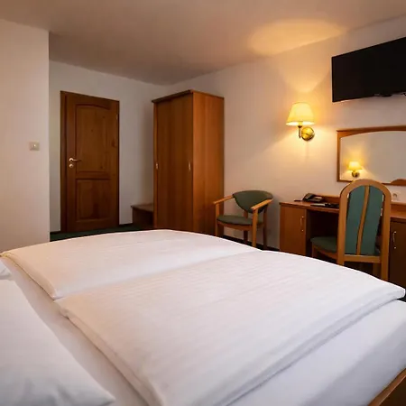 Hotel Spindlerova Bouda-3