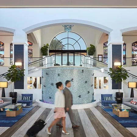 The Waterfront Beach Resort, A Hilton Hotel-3