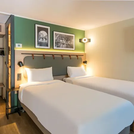 Kyriad Direct Marseille Ouest - Martigues-2