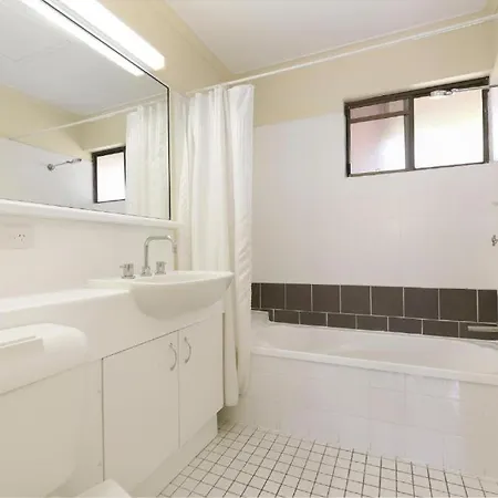 Mt Ommaney Hotel Apartments-3