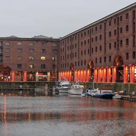 Holiday Inn Express Liverpool-Albert Dock By Ihg-2