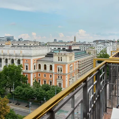 Hilton Vienna Plaza-3