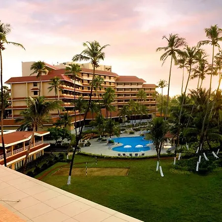 The Retreat Hotel & Convention Centre-2