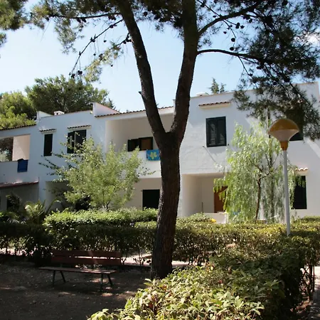 Villaggio Turistico Residence Delfino-3