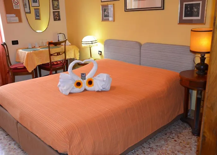 B&B only: B&B Villa Olmo