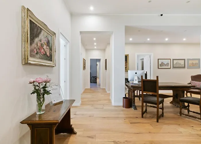 Hotel vicino al College: Guesthost - Nothotel Palermo Luxury Guest House