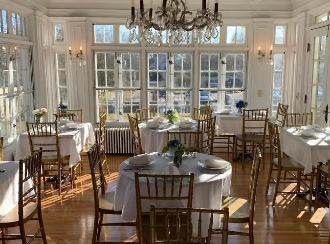 Edgewood Manor Inn Bed And Breakfast