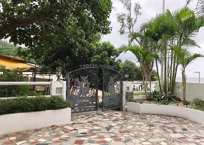 Dog friendly hotels Bellagio Pets Friendly