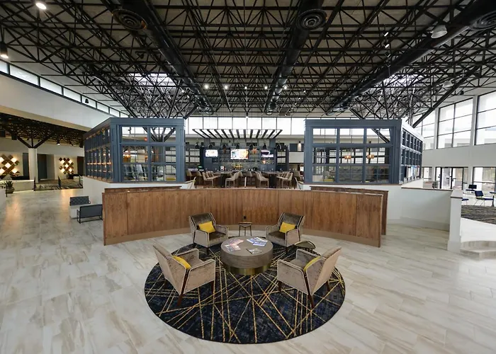 Resorts Guide Crowne Plaza Jacksonville Airport I-95N By Ihg