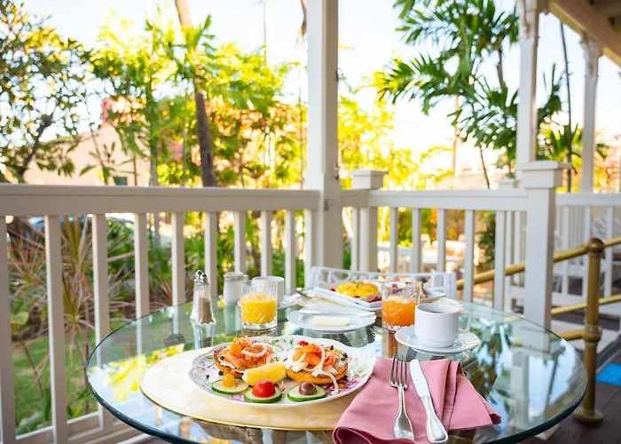 Plantation - Free Breakfast