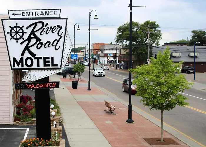 River Road Motel