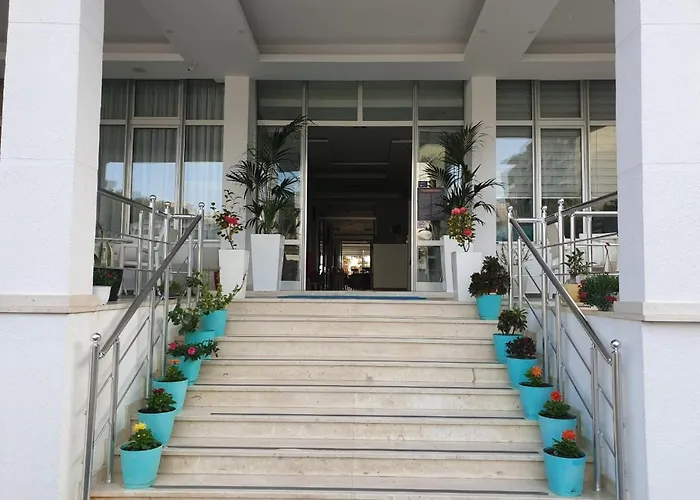 Hotel familiar: Perandor Beach