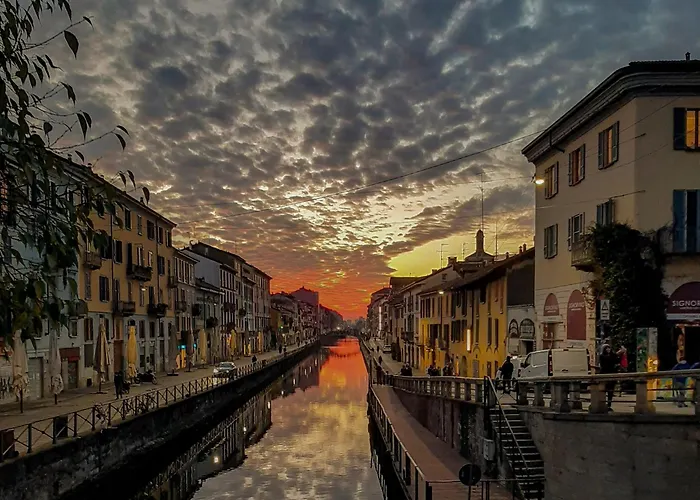  Art Navigli