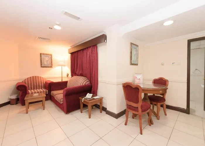 Deebaj Plaza Hotel Apartments