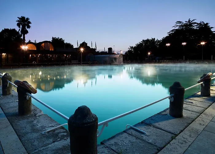 Hotel con piscina: Hotel Niccolo' V - Terme dei Papi