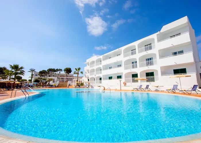 Hôtel pour familles: Gavimar Ariel Chico Hotel And Apartments