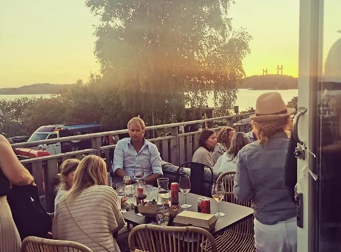 Surfviken Glamping And B&B