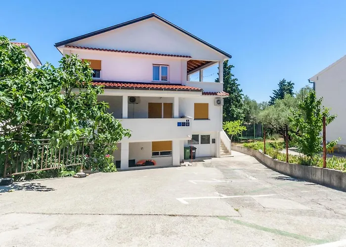 Apartments & Rooms Strcic Krk