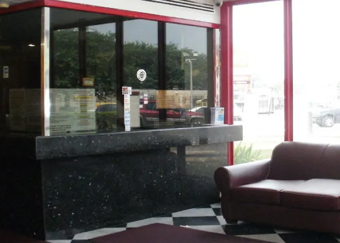 Hotels Close to Airport Galaxy