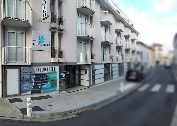 Hotel Thermes Les Ecureuils-integré aux thermes