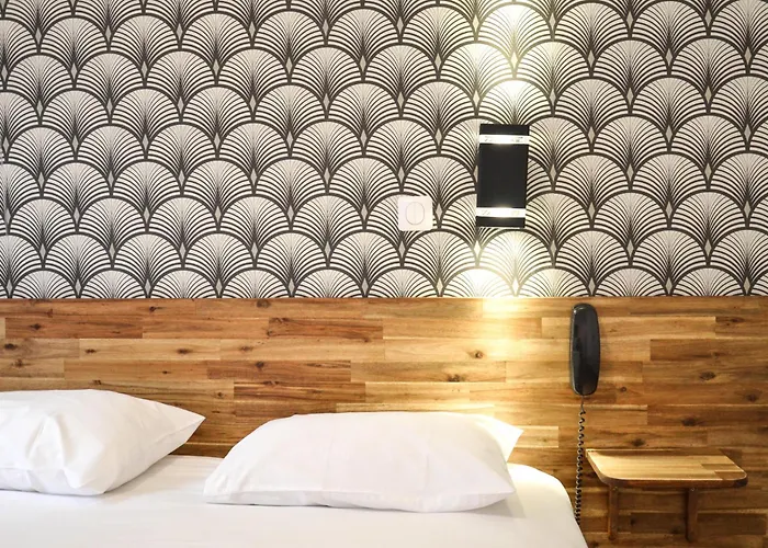 Hotel con vistas: Hotel De La Perdrix Rouge