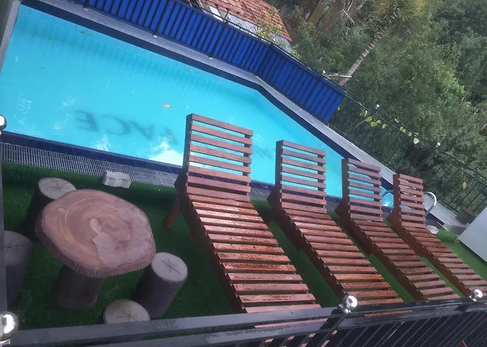 Luxury hotel only: Rawan Face Hotel Ella