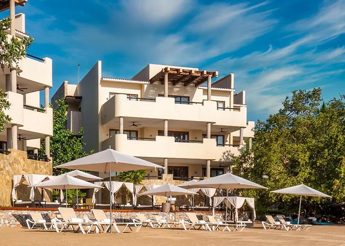 Beach Hotels Celeste Beach Residences Huatulco Curamoria Collection