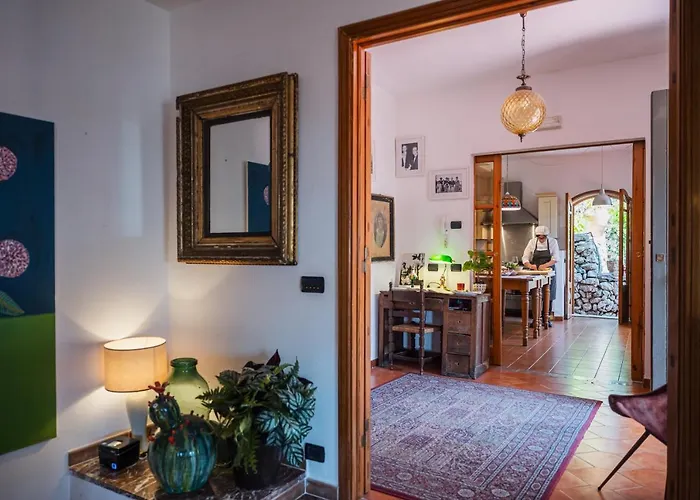 Original cottages Villa Britannia