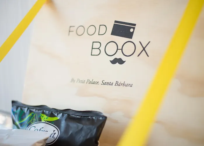 Petit Palace Santa Bárbara