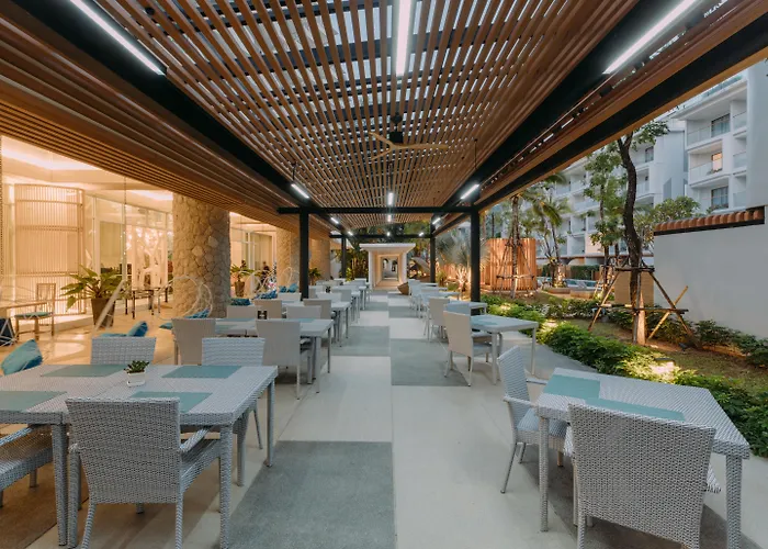 Andaman Embrace Patong, Phuket