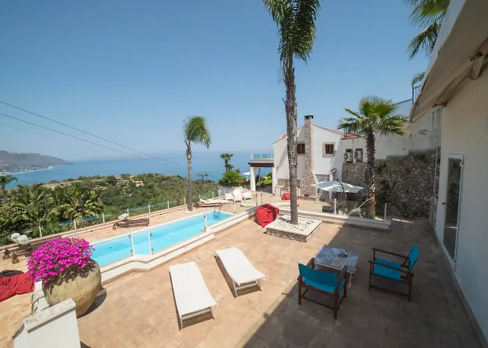 Casa vacanza: Villa Zagara Garden Spectacular Sea View In Taormina